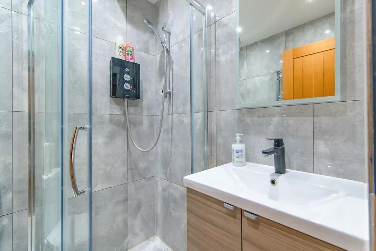 아파트 Bloomsaway Seafront Two Bedroom Bn112Shp01 브라이턴 영국